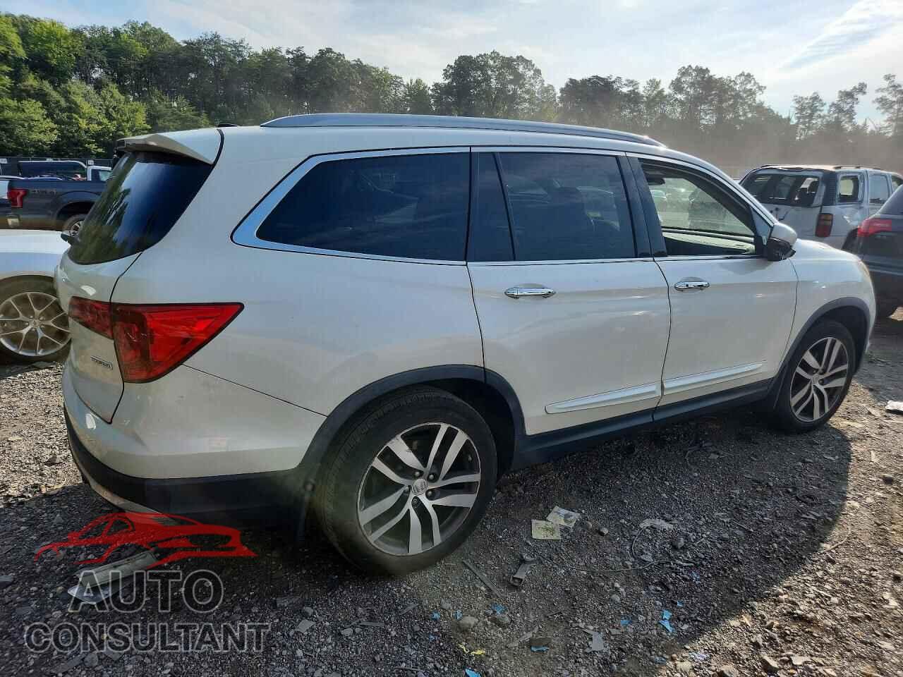 HONDA PILOT 2016 - 5FNYF5H95GB016126
