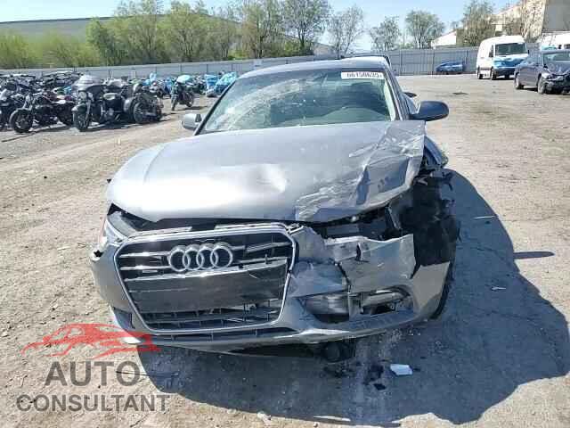 AUDI A5 2013 - WAULFAFR3DA022739