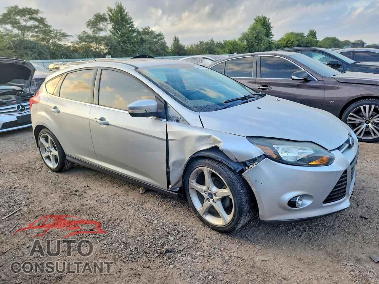 FORD FOCUS 2013 - 1FADP3N26DL157731