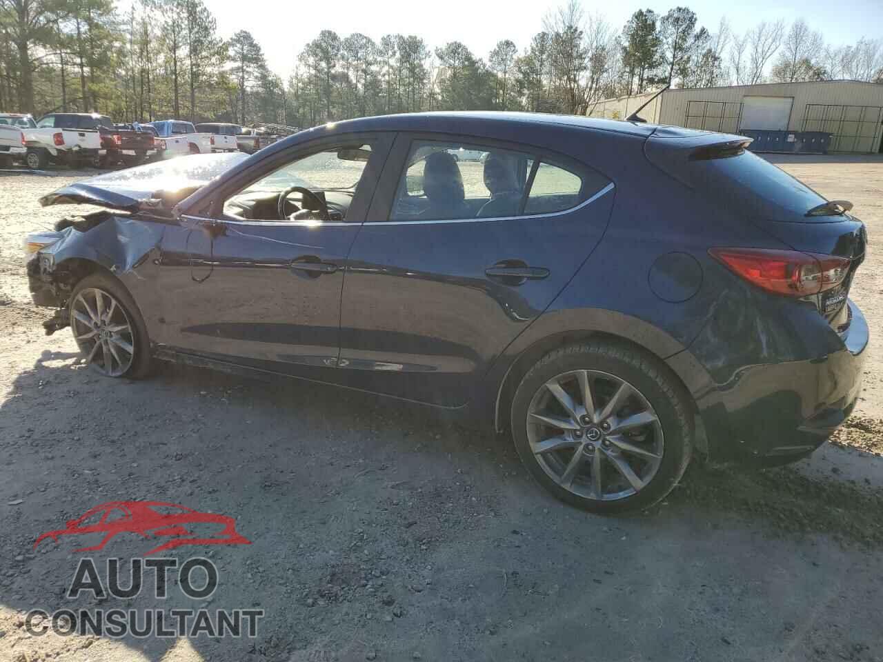 MAZDA 3 2018 - 3MZBN1L36JM210216