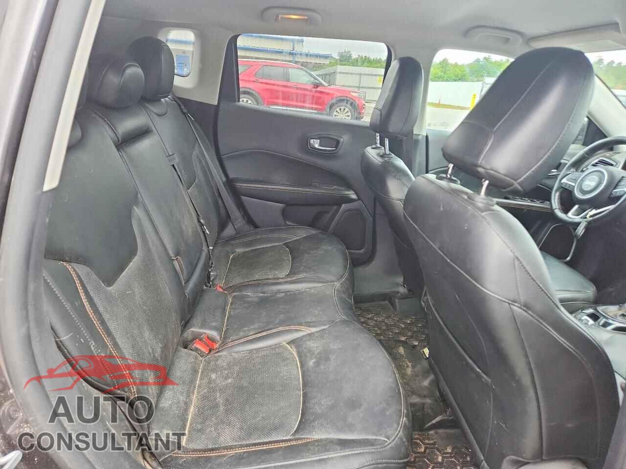 JEEP COMPASS 2021 - 3C4NJDCB9MT605103