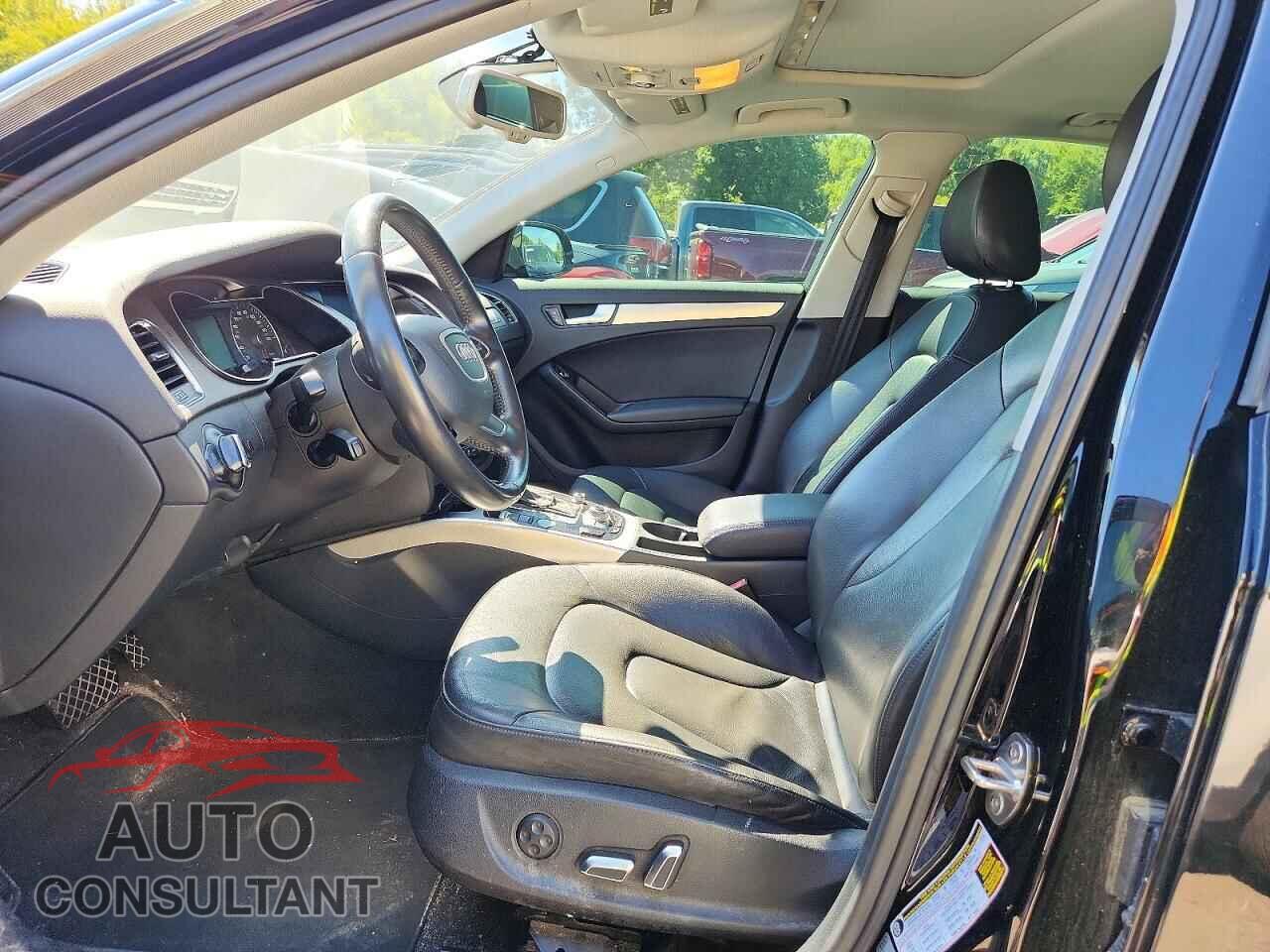 AUDI A4 2013 - WAUFFAFL0DA176348
