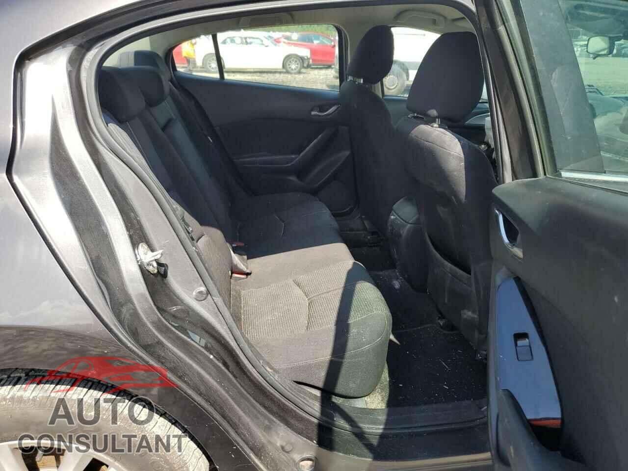 MAZDA 3 2017 - 3MZBN1U75HM132782