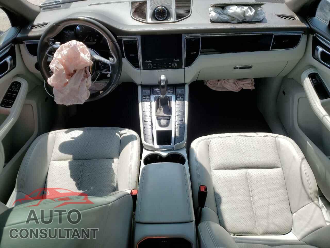 PORSCHE MACAN 2018 - WP1AA2A59JLB15847