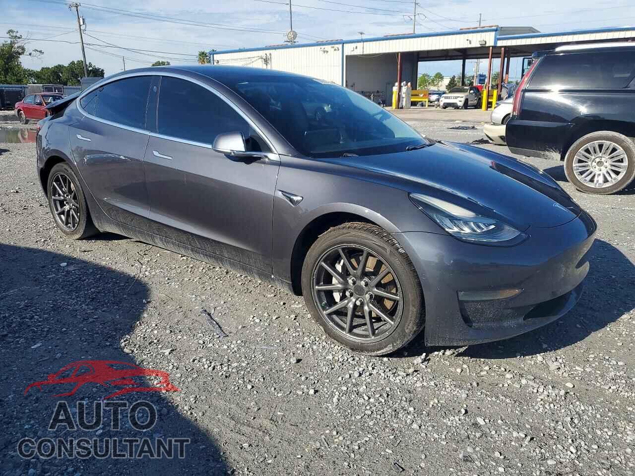 TESLA MODEL 3 2019 - 5YJ3E1EA8KF331323