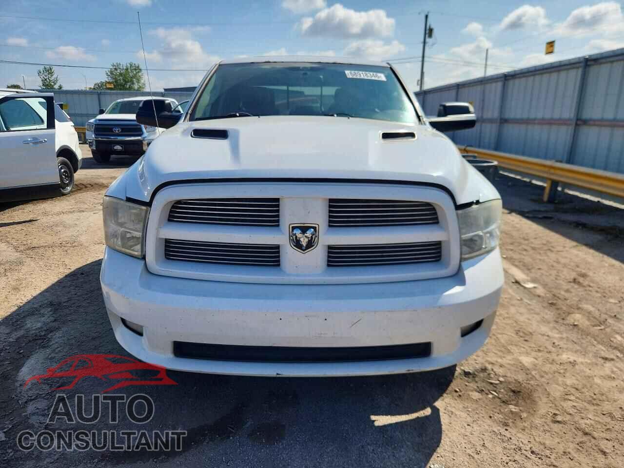 DODGE RAM 1500 2011 - 1D7RV1CT3BS683894