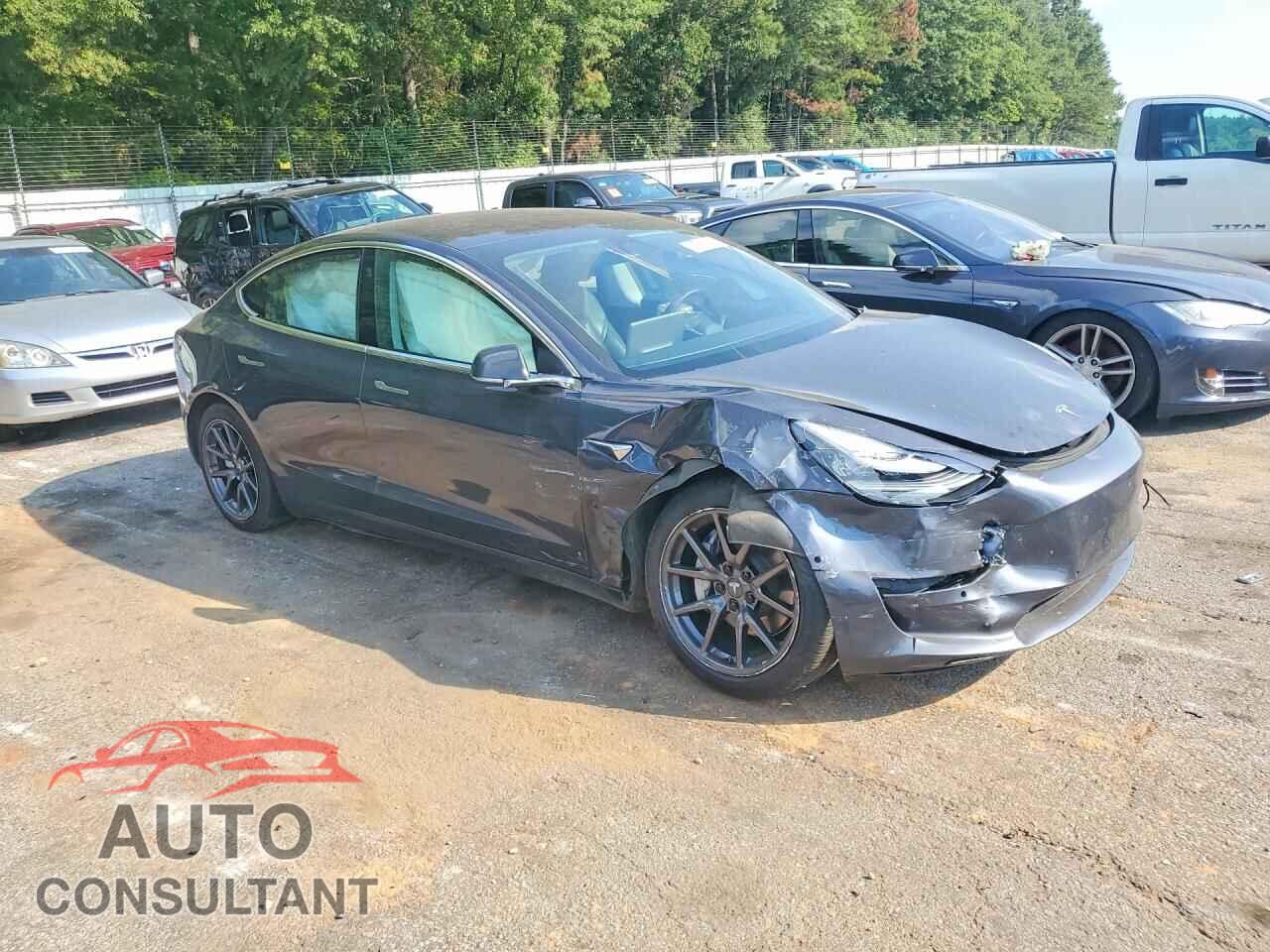 TESLA MODEL 3 2018 - 5YJ3E1EB3JF089709