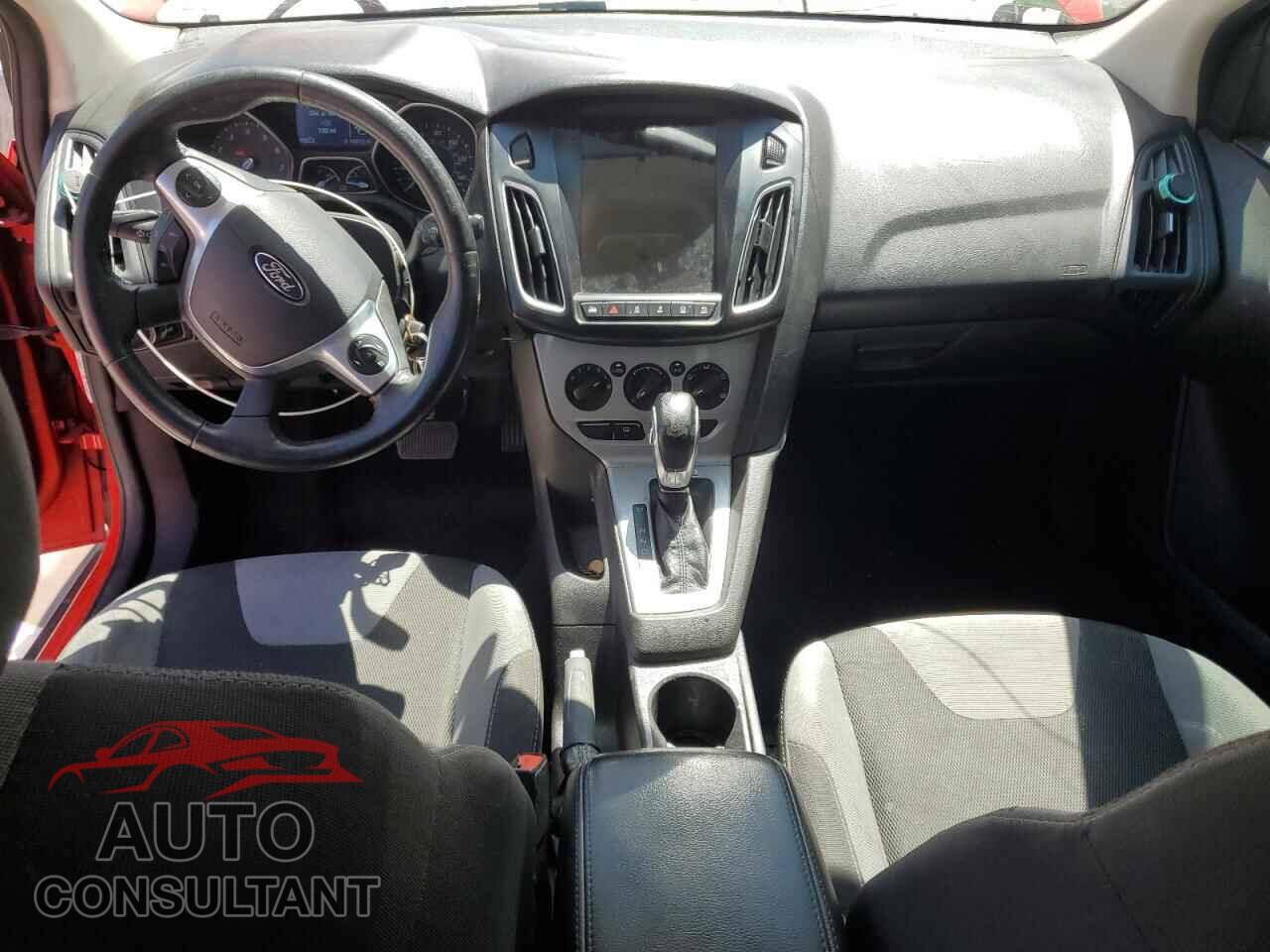 FORD FOCUS 2014 - 1FADP3F23EL246575