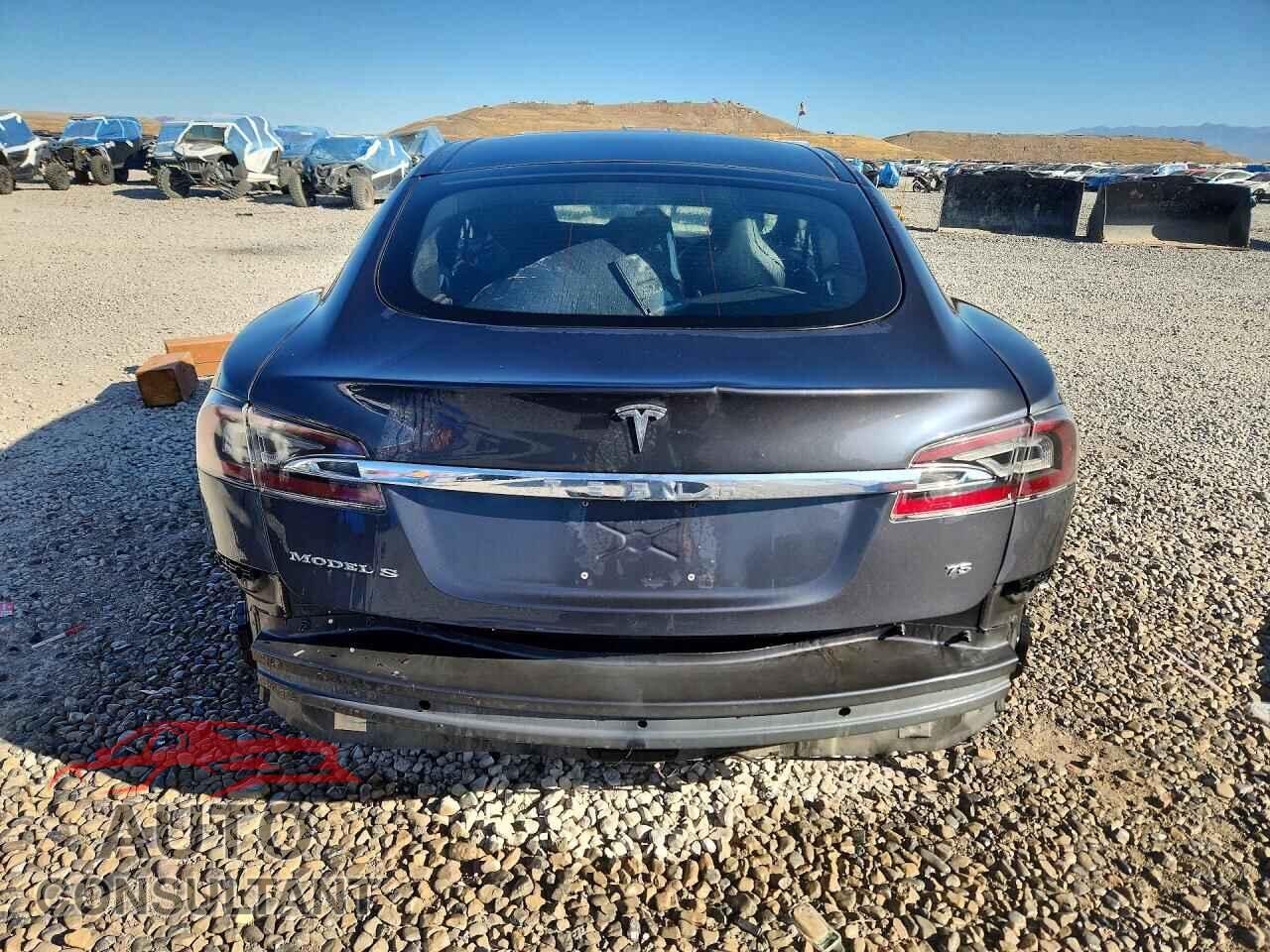 TESLA MODEL S 2017 - 5YJSA1E17HF204322