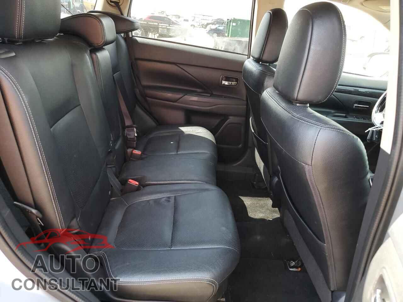 MITSUBISHI OUTLANDER 2016 - JA4AZ3A33GZ007724