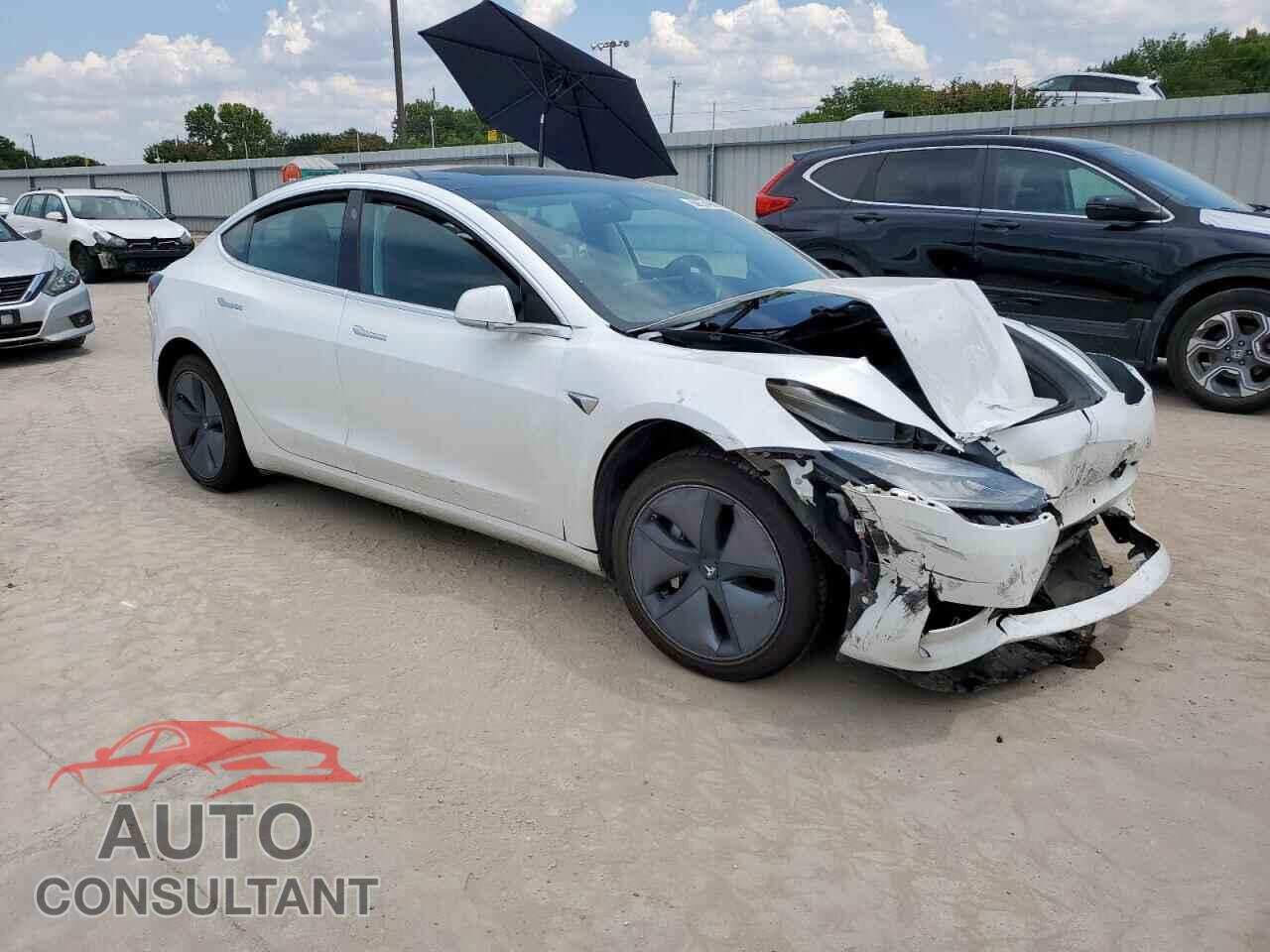 TESLA MODEL 3 2020 - 5YJ3E1EAXLF504938