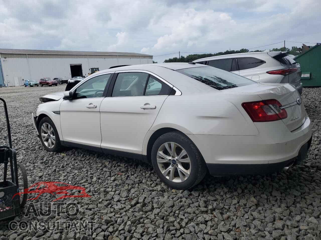 FORD TAURUS 2012 - 1FAHP2EW3CG121002