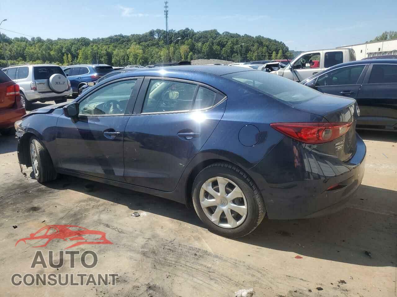 MAZDA 3 2018 - 3MZBN1U75JM210516