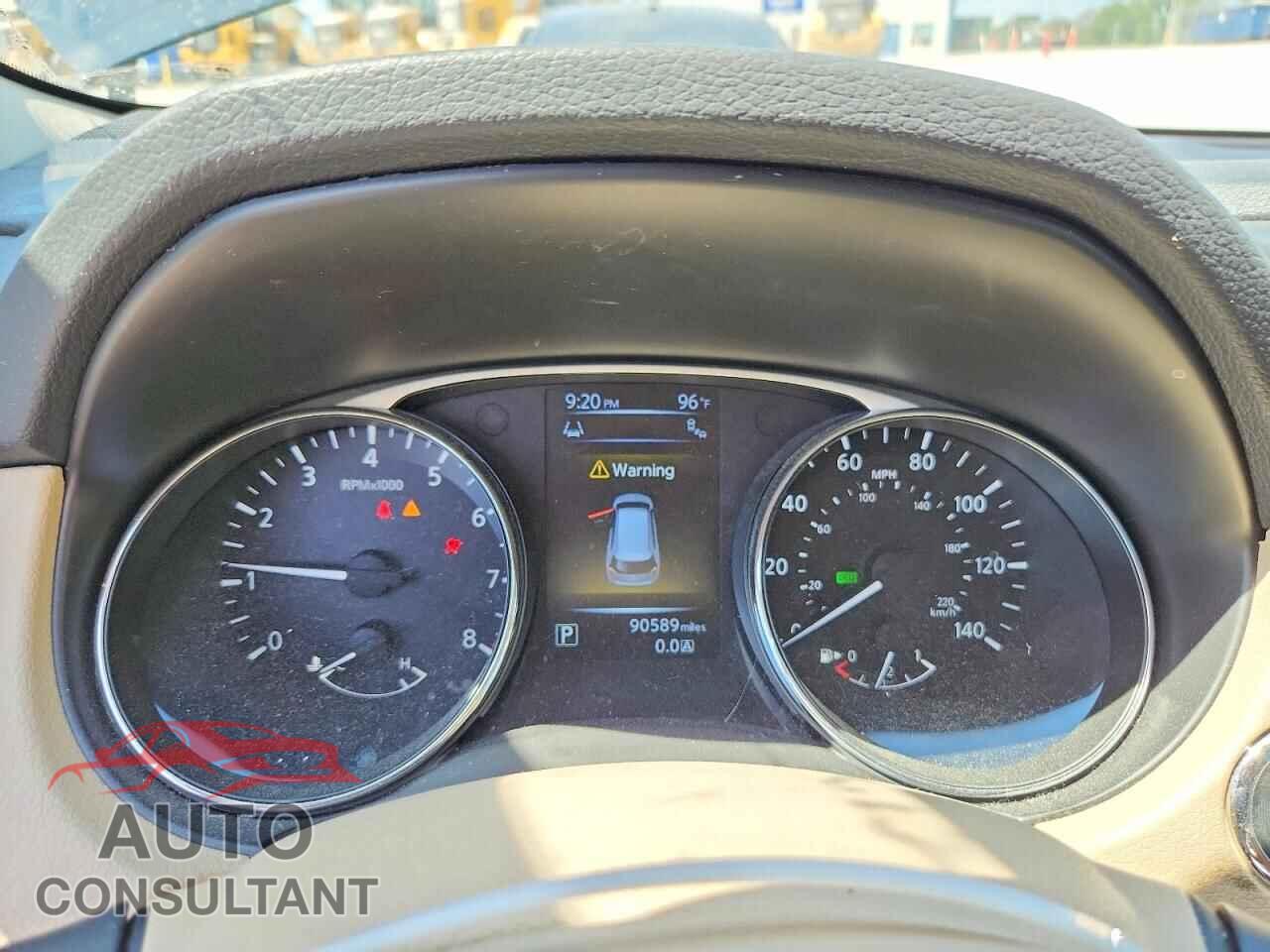NISSAN ROGUE 2015 - 5N1AT2ML4FC890968