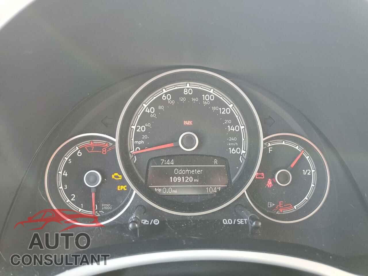 VOLKSWAGEN BEETLE 2017 - 3VW517AT1HM805936