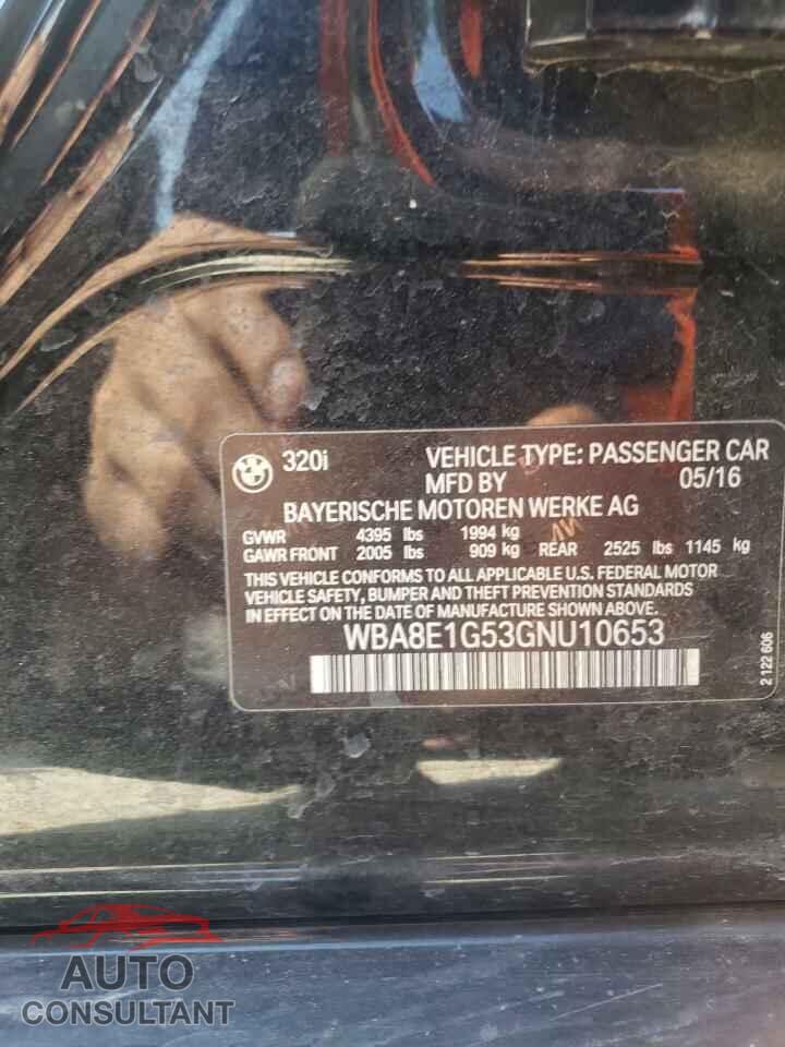 BMW 3 SERIES 2016 - WBA8E1G53GNU10653