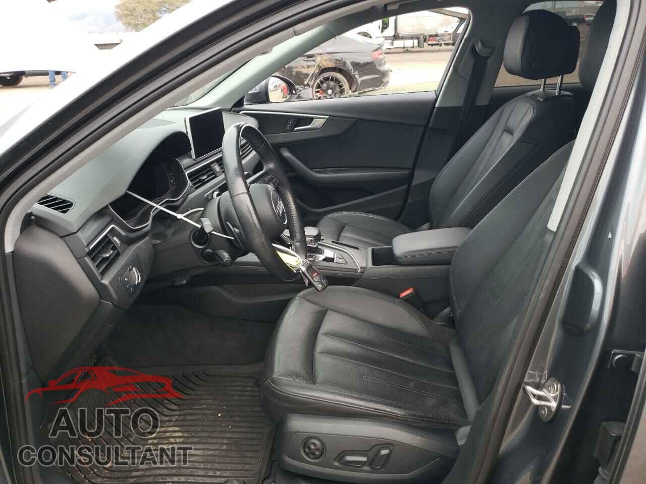 AUDI A4 2017 - WAUKMAF46HN053682