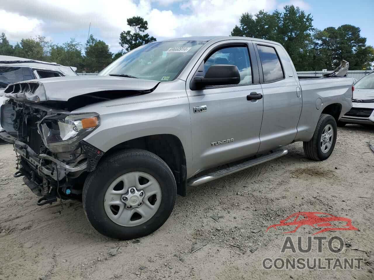 TOYOTA TUNDRA 2018 - 5TFUY5F12JX726944