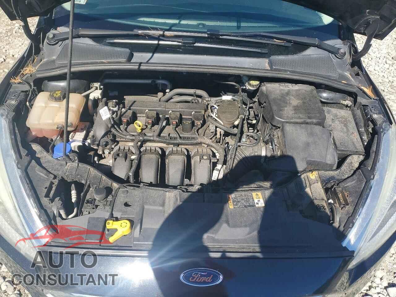 FORD FOCUS 2015 - 1FADP3F22FL207333
