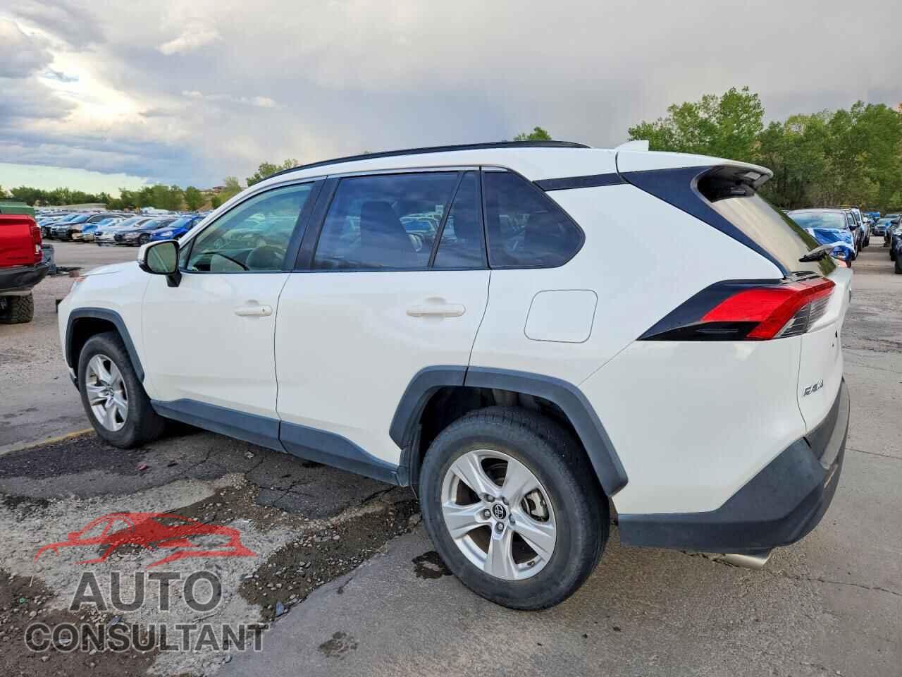 TOYOTA RAV4 2019 - JTMP1RFV7KJ002084