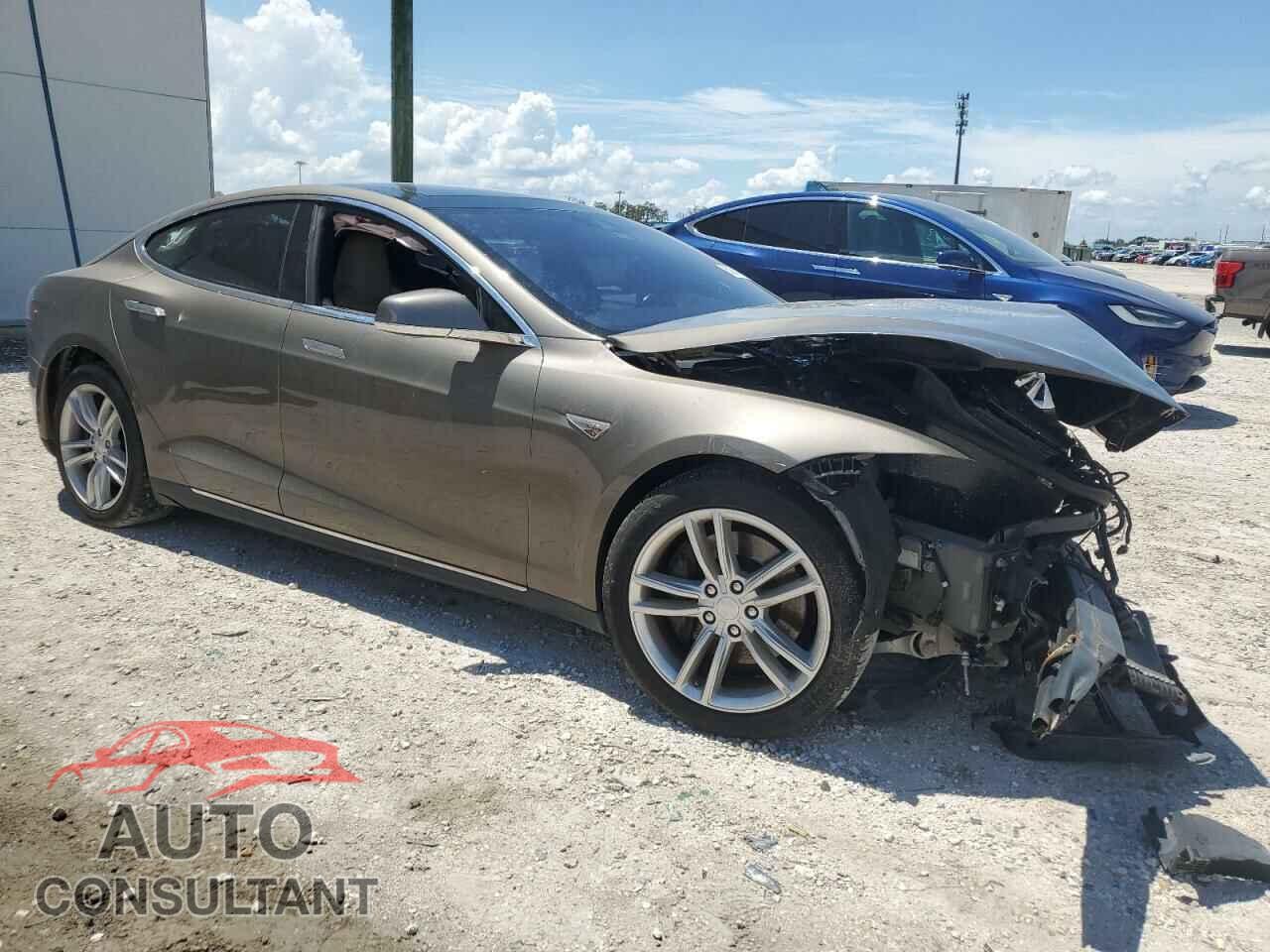 TESLA MODEL S 2016 - 5YJSA1E24GF131563
