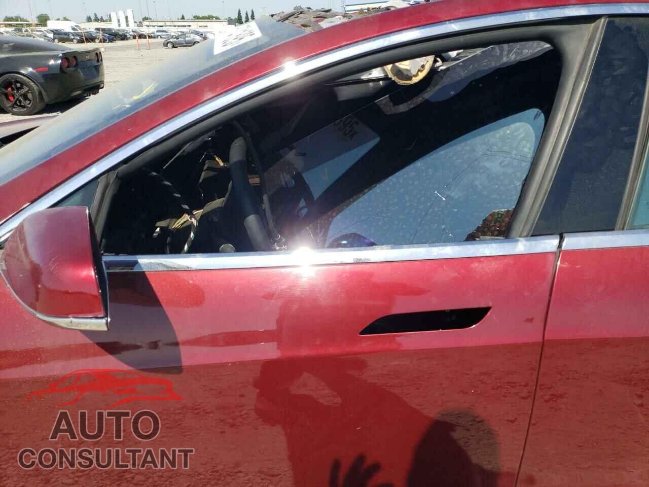 TESLA MODEL S 2012 - 5YJSA1DP2CFS01004