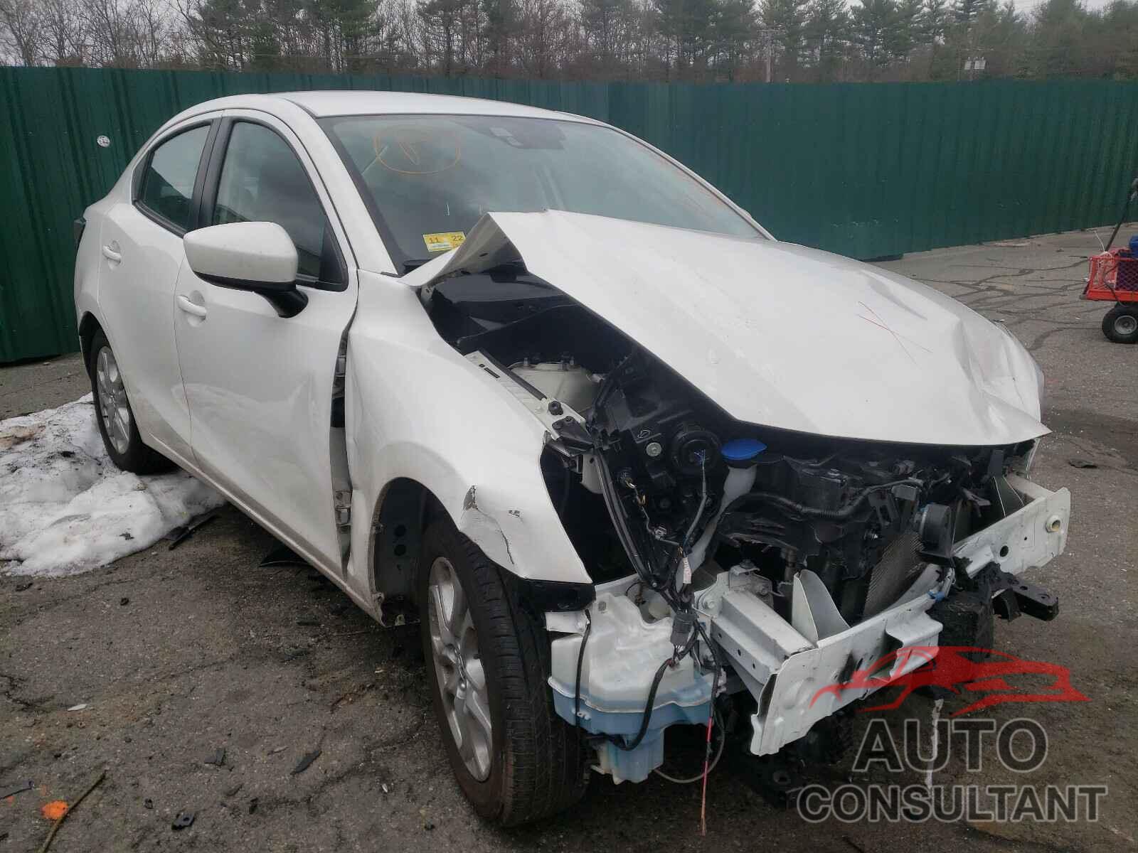 TOYOTA YARIS 2018 - 3MYDLBYVXJY304529