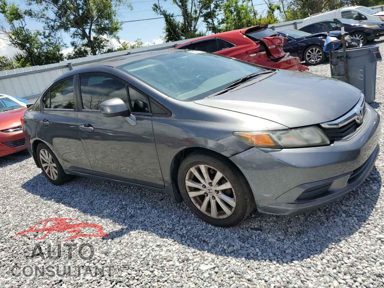 HONDA CIVIC 2012 - 2HGFB2F98CH556970