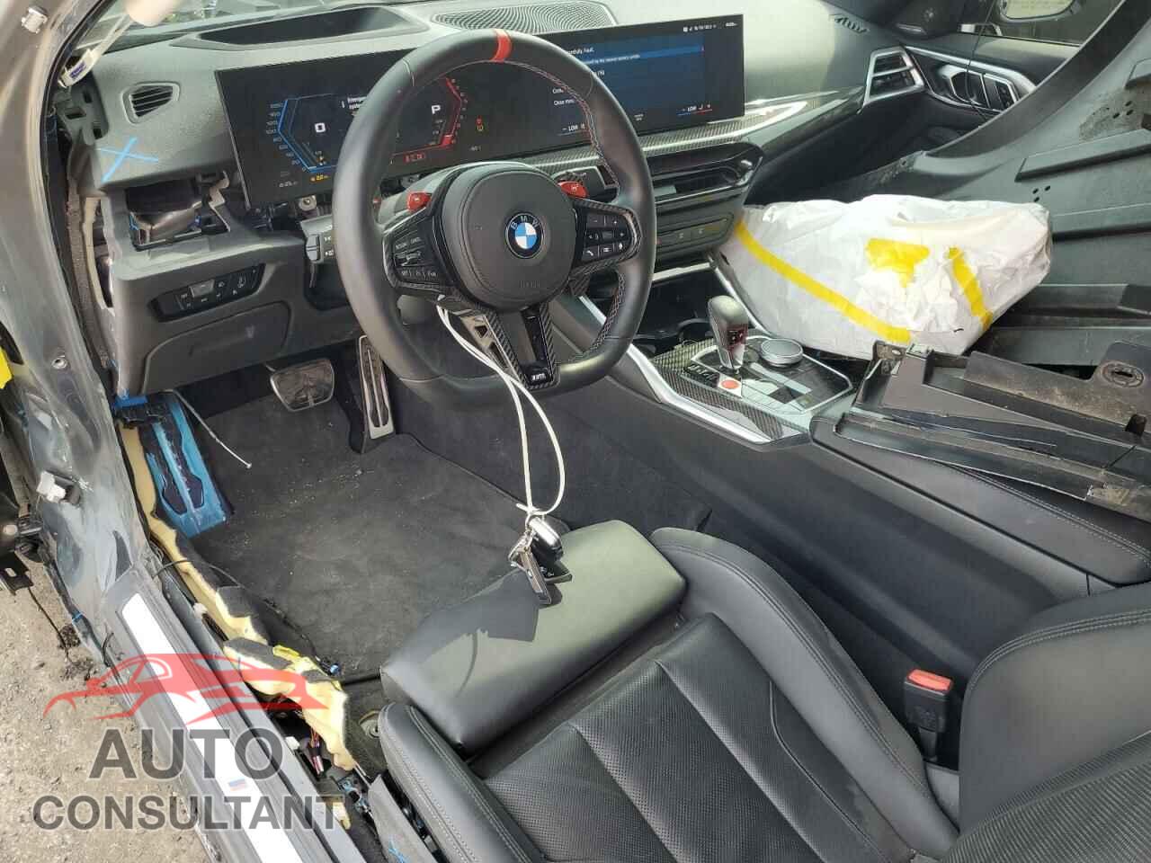 BMW M4 2025 - WBS33HK01SCS24713