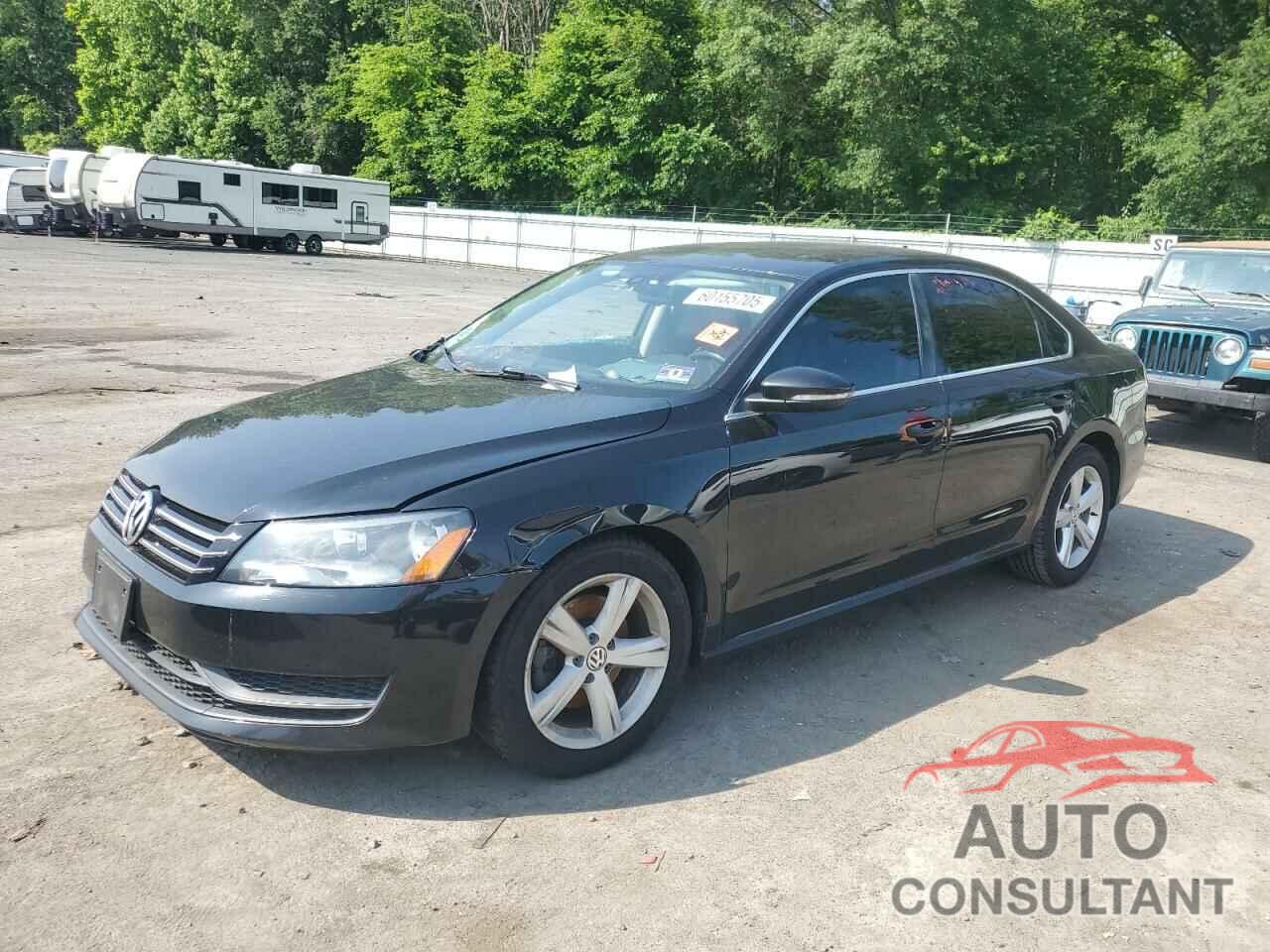 VOLKSWAGEN PASSAT 2012 - 1VWBP7A38CC101129