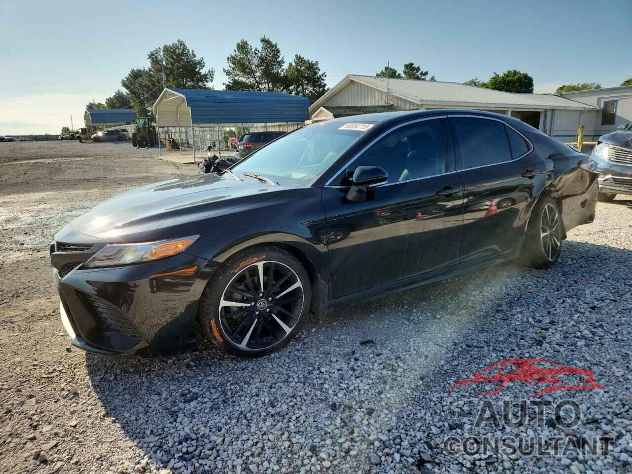 TOYOTA CAMRY 2018 - 4T1BZ1HK2JU019858
