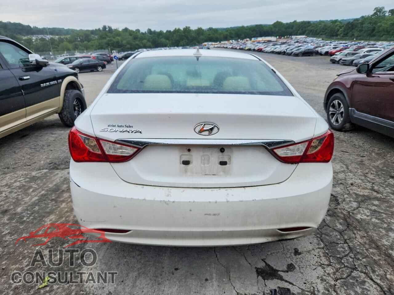 HYUNDAI SONATA 2012 - 5NPEB4AC7CH320861
