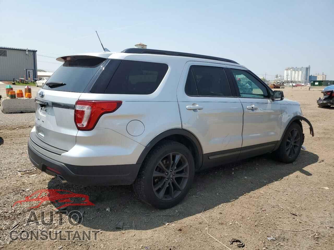FORD EXPLORER 2018 - 1FM5K7D88JGA52781