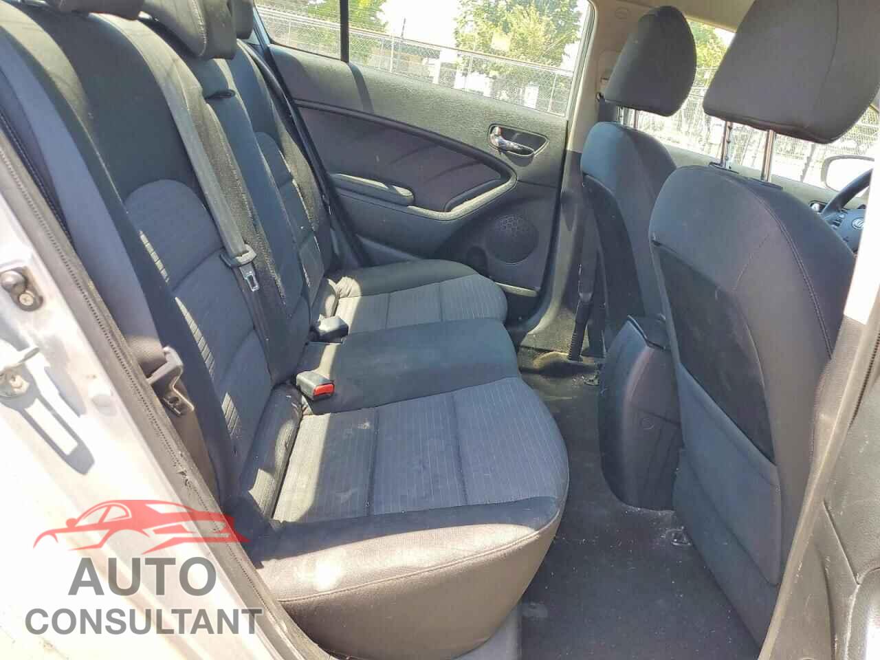 KIA FORTE 2016 - KNAFX4A6XG5446229