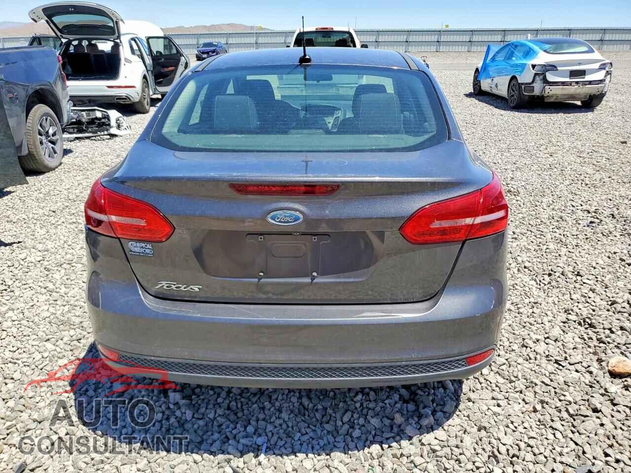 FORD FOCUS 2017 - 1FADP3E23HL312337