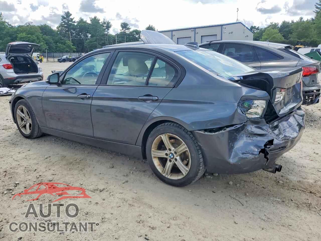 BMW 3 SERIES 2013 - WBA3B3C55DF539990