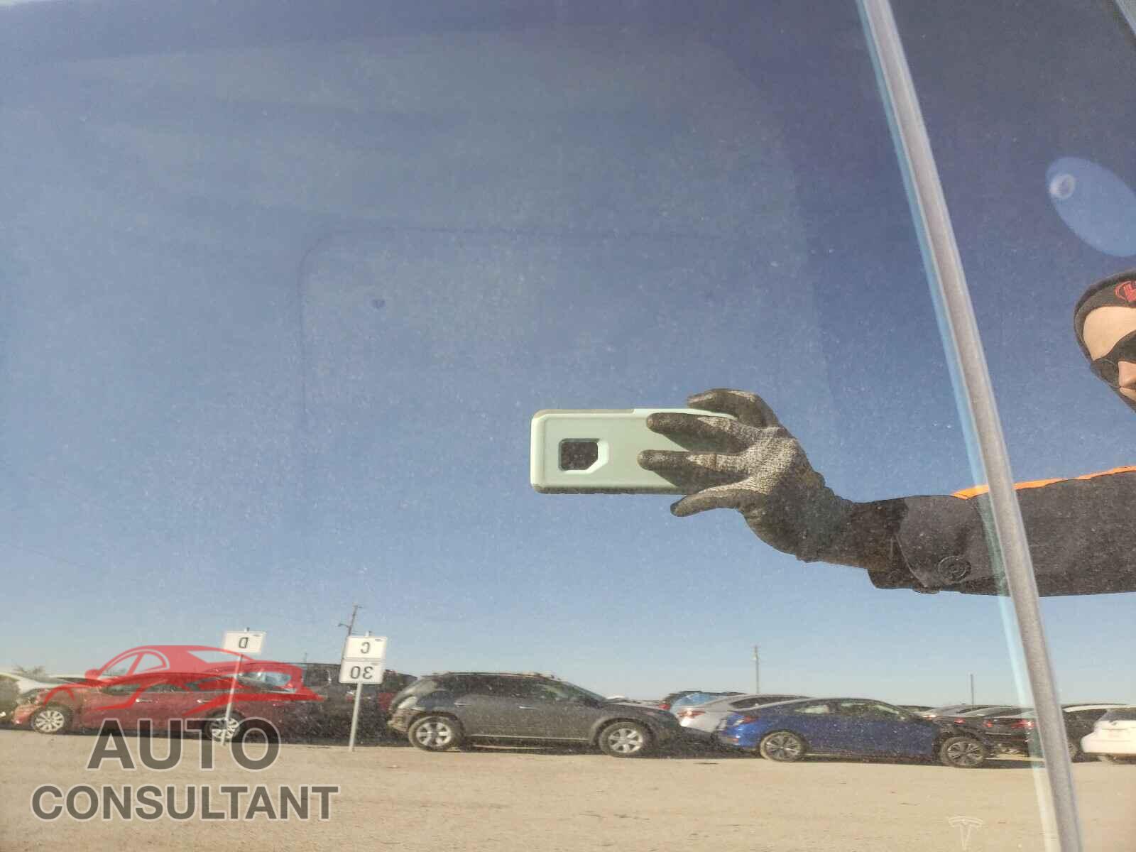 TESLA MODEL S 2018 - 5YJSA1E29JF287086
