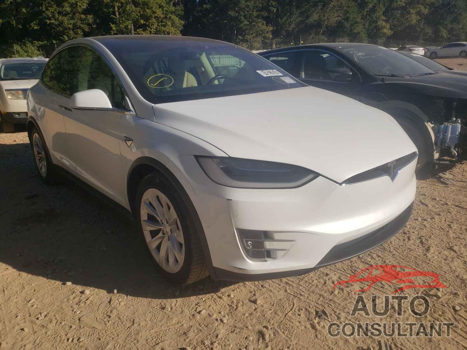 TESLA MODEL X 2017 - 5YJXCBE24HF054197