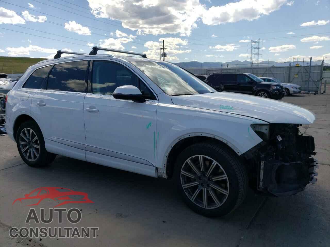 AUDI Q7 2018 - WA1LAAF72JD046793