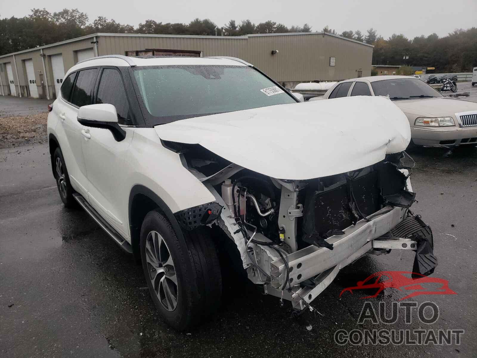 TOYOTA HIGHLANDER 2021 - 5TDGZRBH7MS528214
