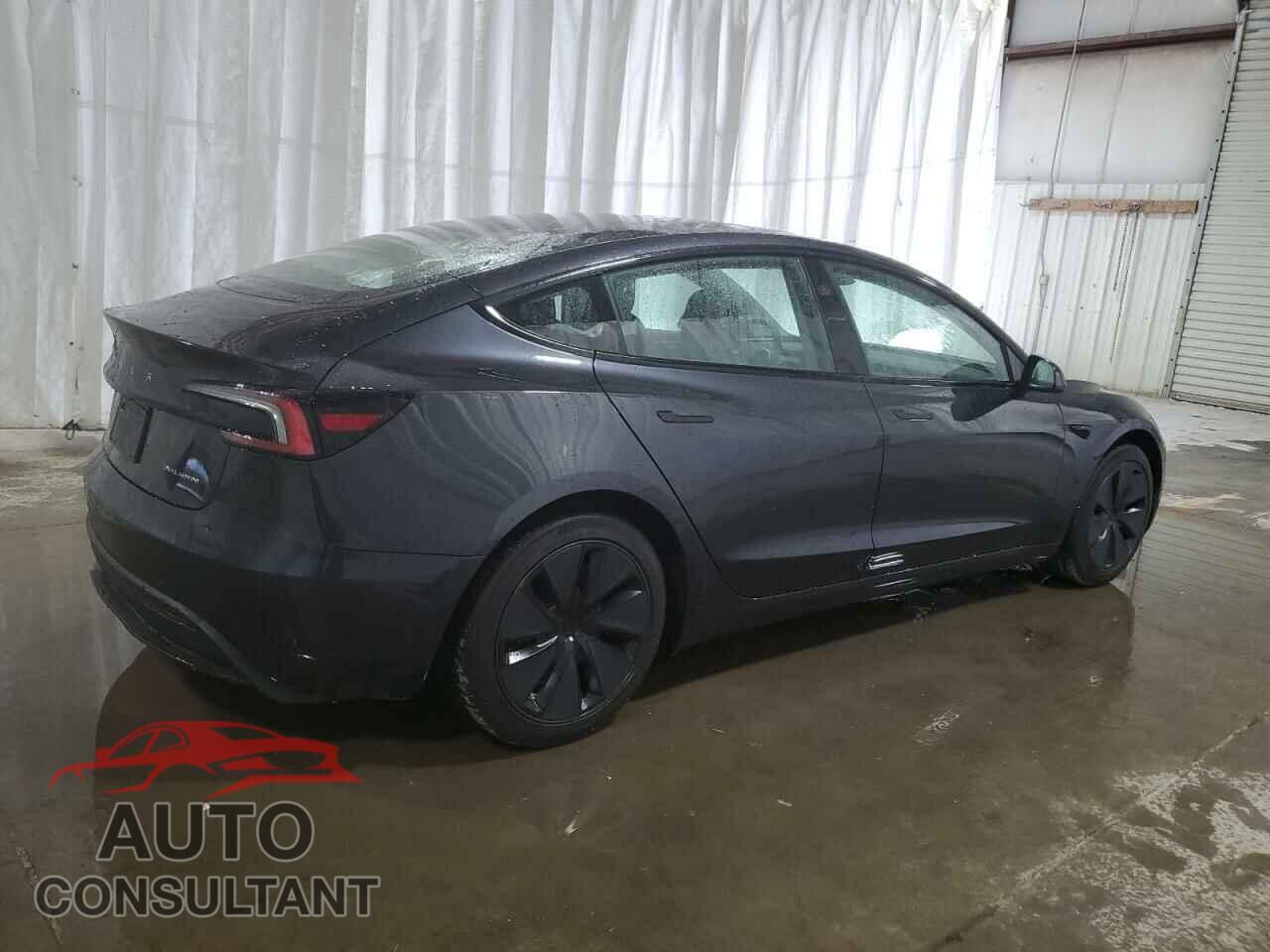 TESLA MODEL 3 2024 - 5YJ3E1EB0RF749975