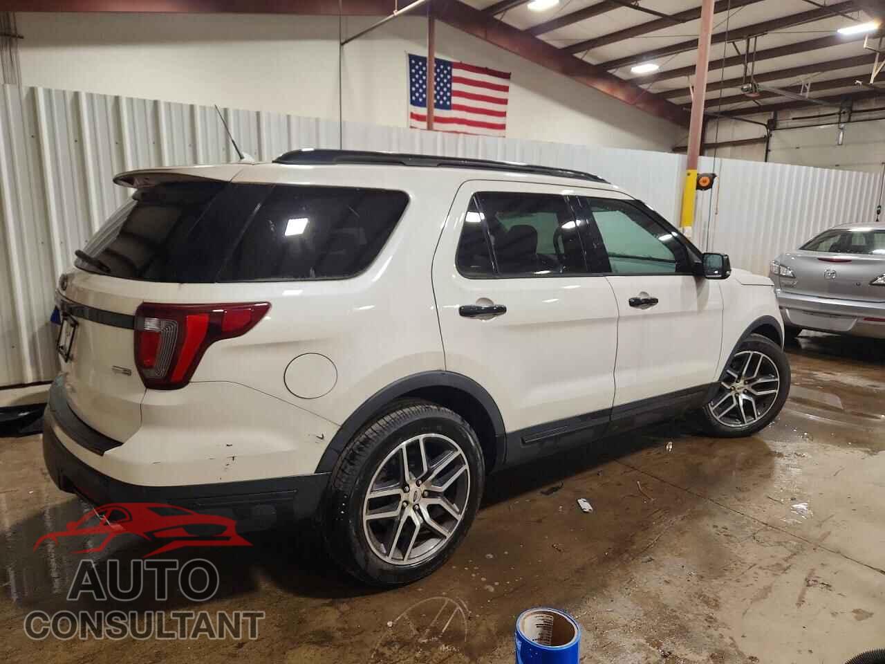 FORD EXPLORER 2018 - 1FM5K8GT0JGB74122