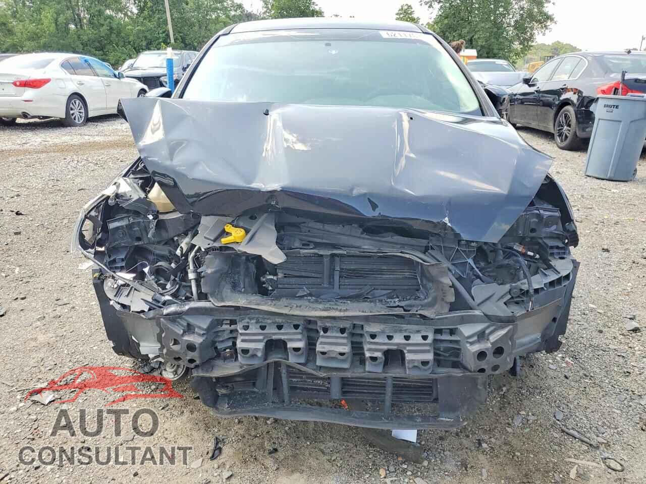 FORD FOCUS 2018 - 1FADP3FE2JL332903