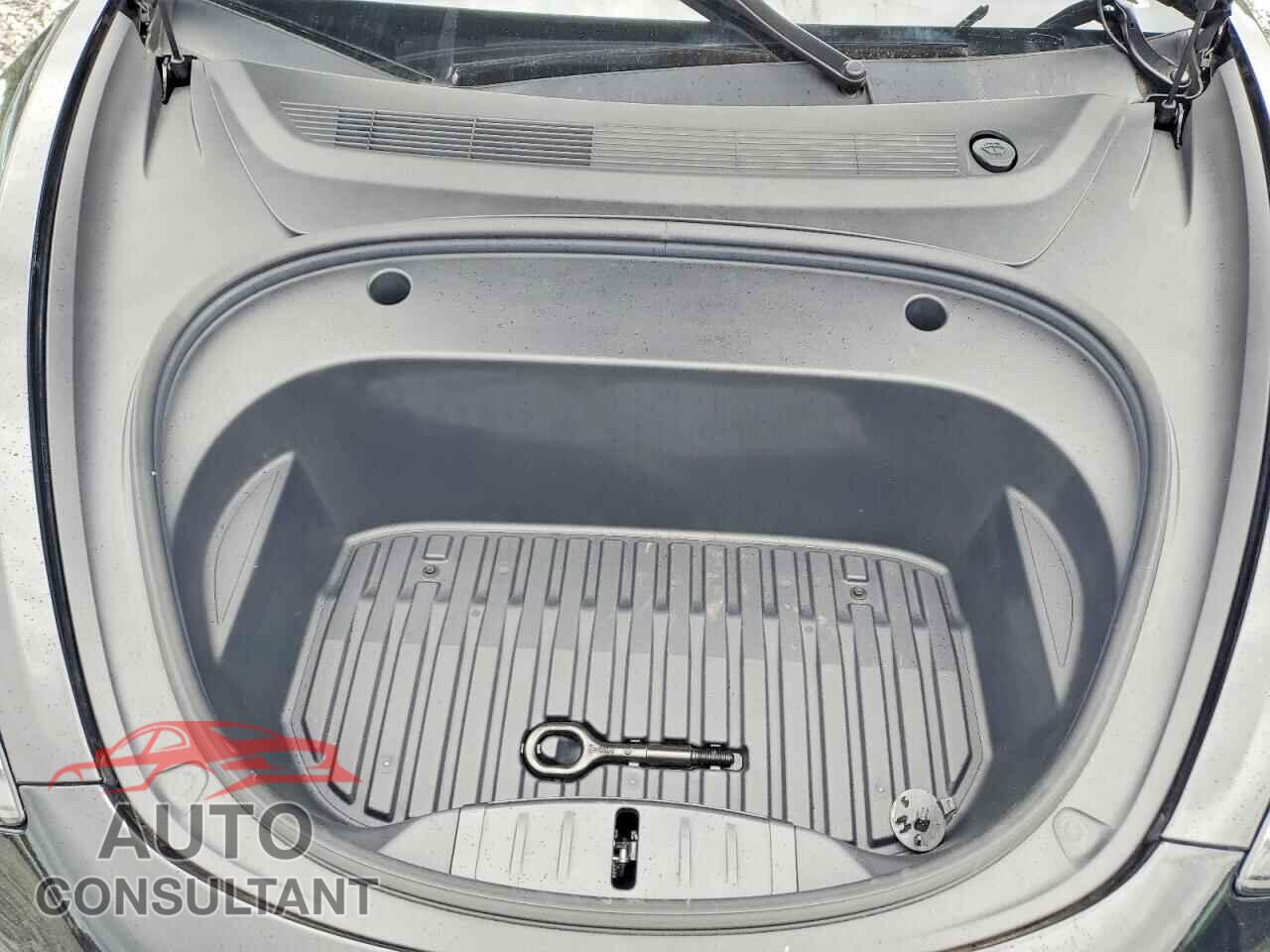 TESLA MODEL 3 2023 - 5YJ3E1EBXPF608795