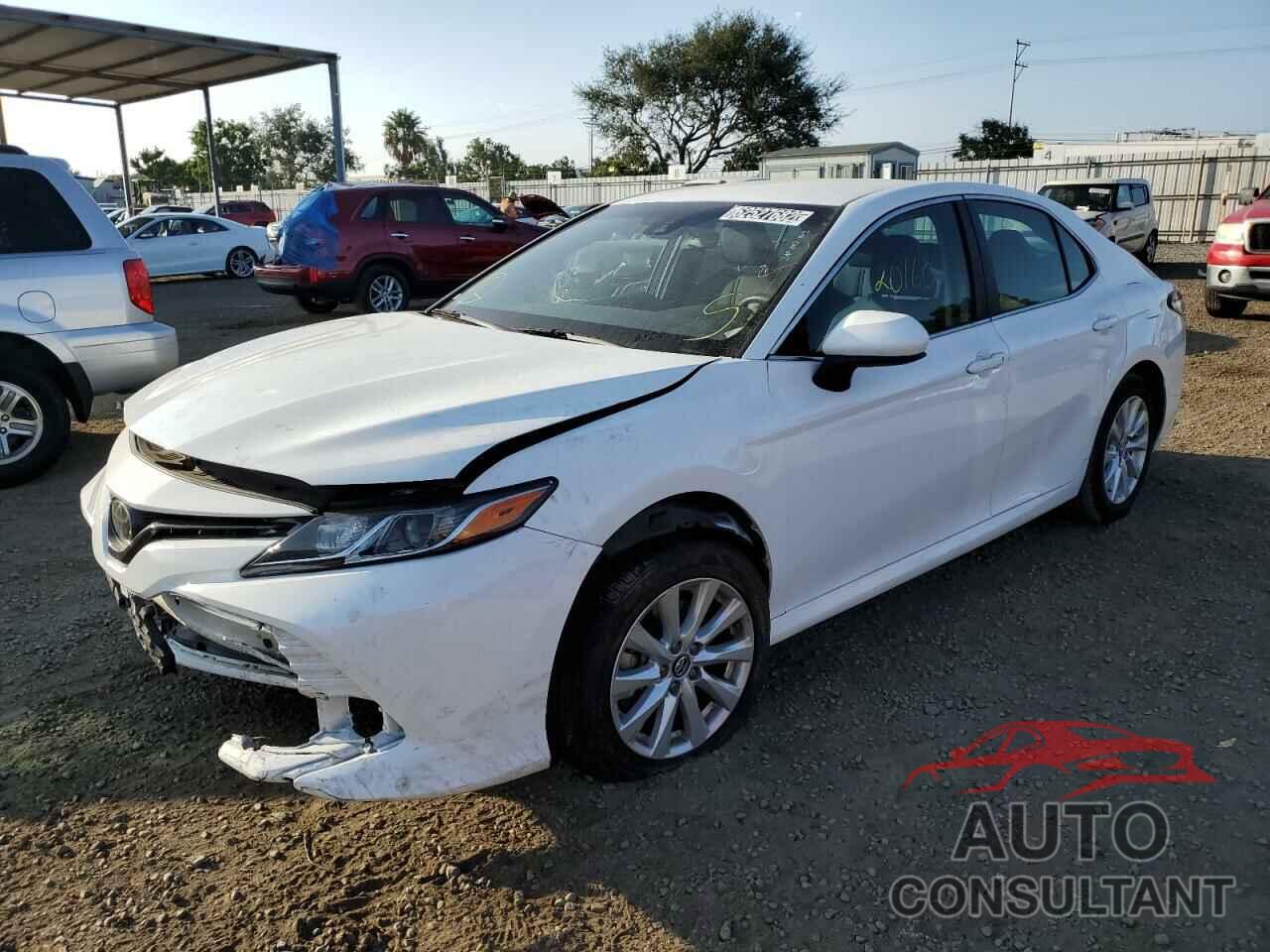 TOYOTA CAMRY 2018 - 4T1B11HKXJU022773