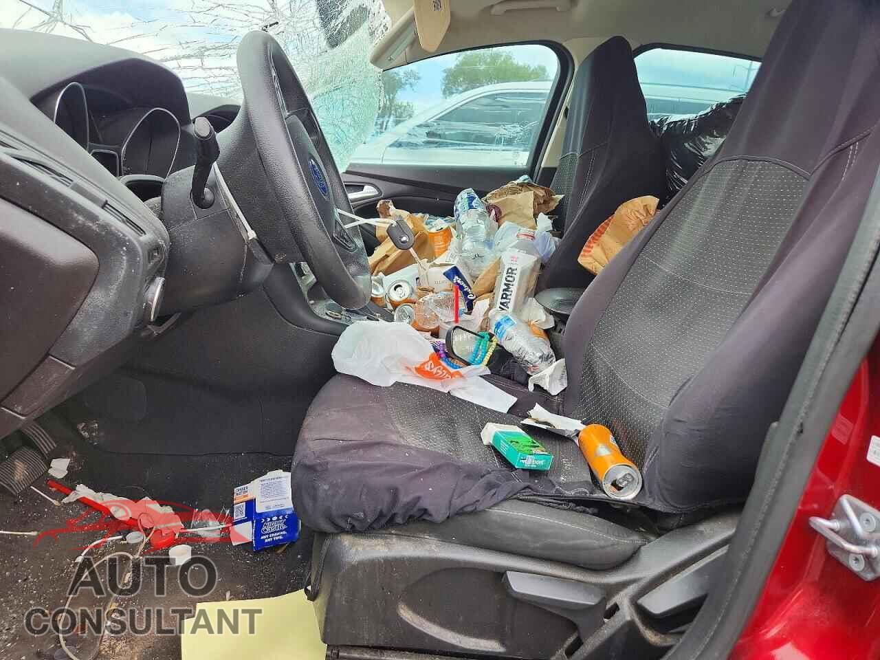 FORD FOCUS 2017 - 1FADP3F2XHL258341