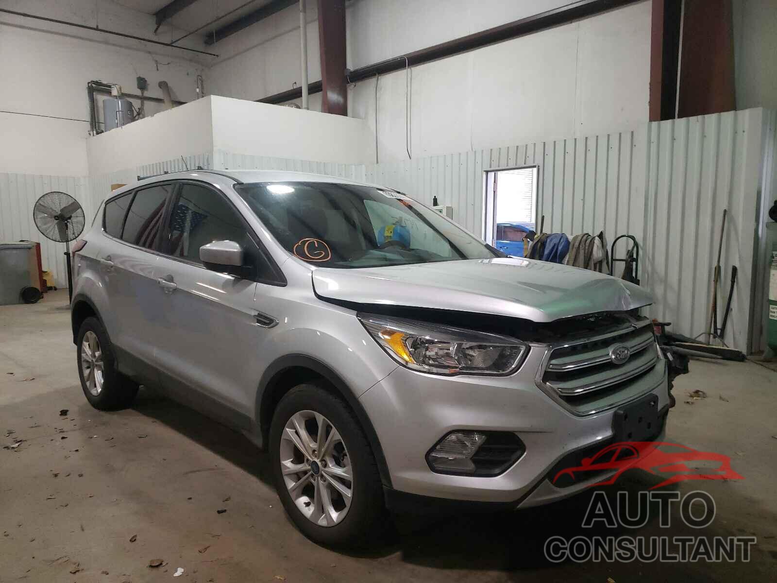 FORD ESCAPE 2019 - 1FMCU0GD8KUA89219