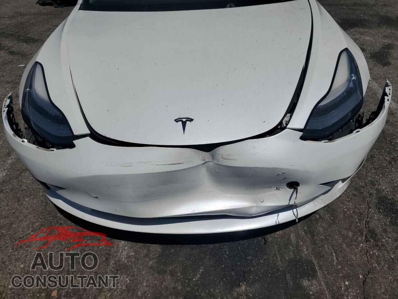 TESLA MODEL 3 2021 - 5YJ3E1EAXMF852000