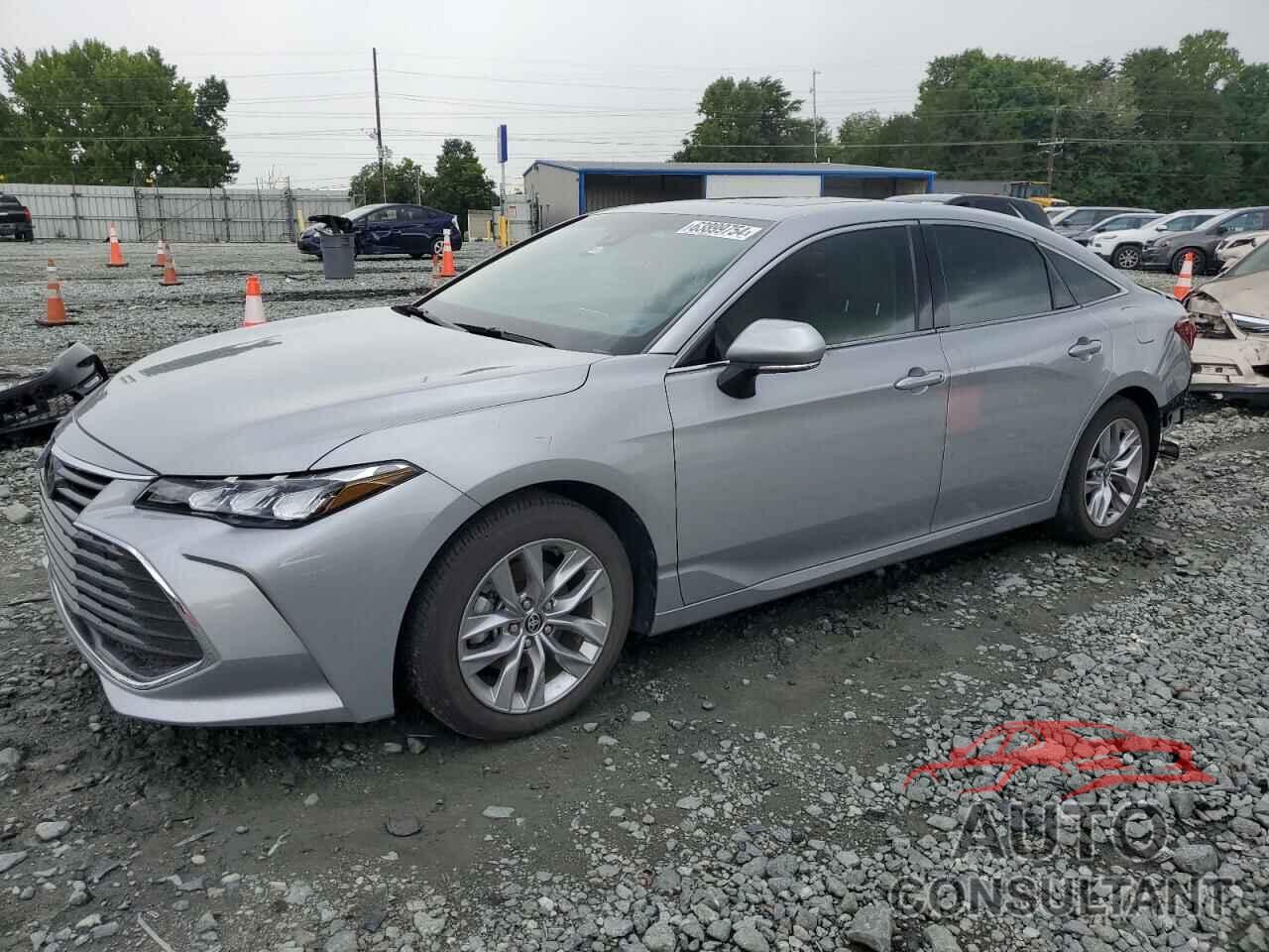 TOYOTA AVALON 2022 - 4T1AZ1FB5NU087639