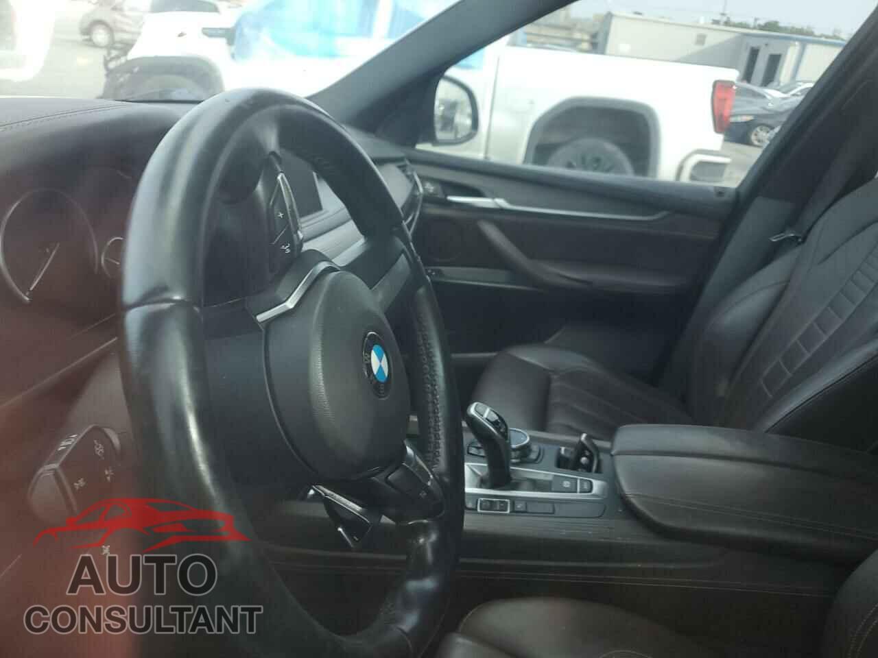 BMW X5 2014 - 5UXKR2C53E0H34304